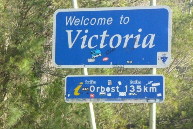 5539-Welcome-to-Victoria-sign-739160-e1670239685681.jpg